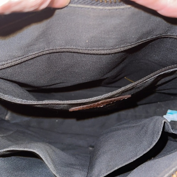 $25 (ππΌππ πΎππΌππΎπ)FOSSIL FIONA CROSSBODY - Picture 10 of 15